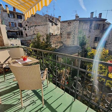Yulia Apartments Rovinj Exteriör bild